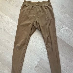 SKIMS outdoor basics seamed leggings SEPIA